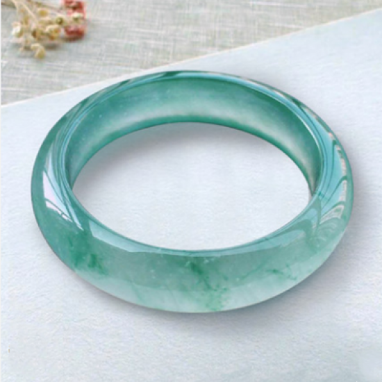 Natural jade bracelet